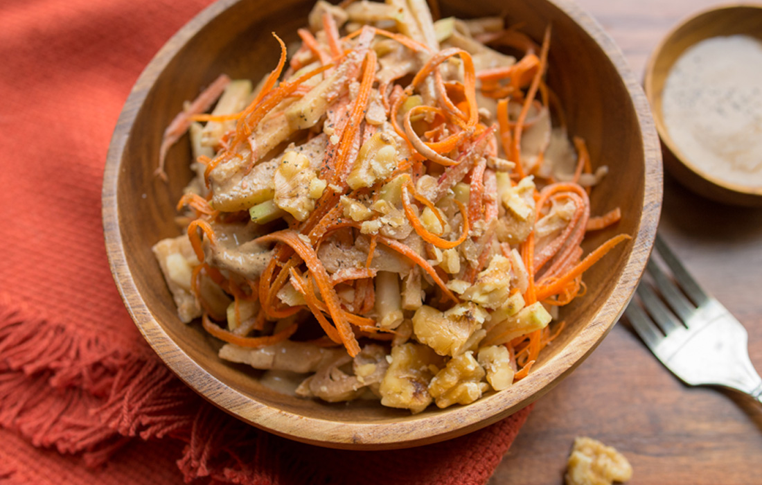 Kohlrabi Apple Slaw