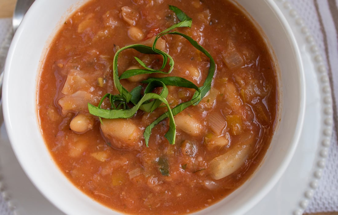 Creamy Tomato and Cannellini Bean Soup | DrFuhrman.com